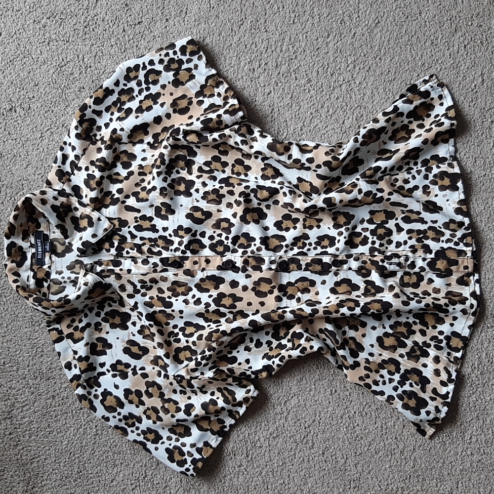 Women's Elementz Leopard Printer Shirt Size S